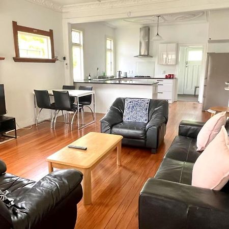 Spacious Retreat Near Ferry & Mall Wellington Bagian luar foto