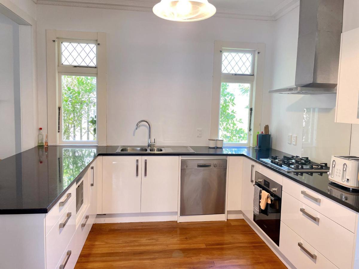 Spacious Retreat Near Ferry & Mall Wellington Bagian luar foto