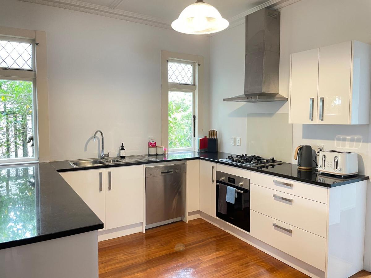 Spacious Retreat Near Ferry & Mall Wellington Bagian luar foto
