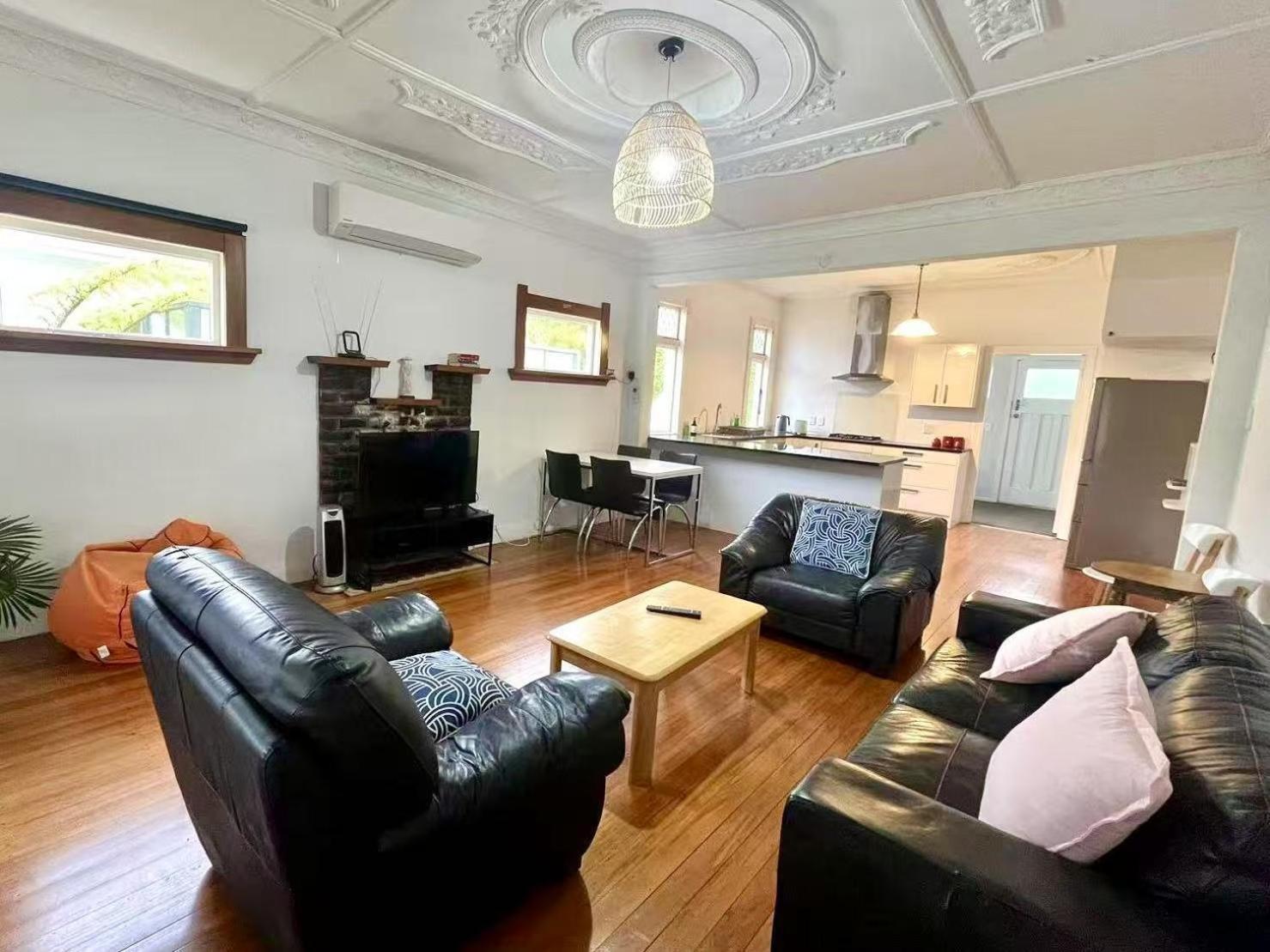 Spacious Retreat Near Ferry & Mall Wellington Bagian luar foto